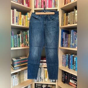 Gap curvy skinny jeans